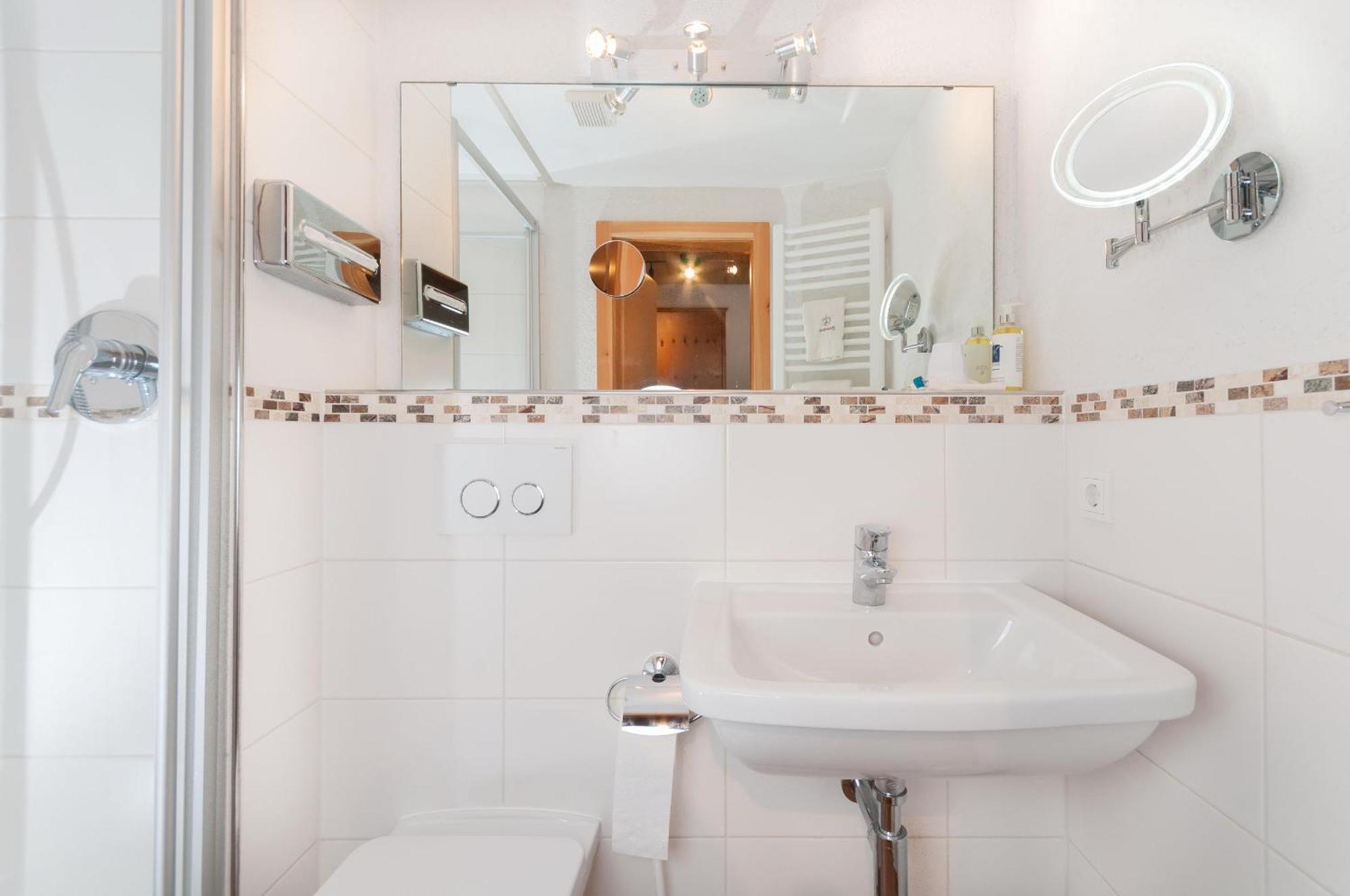 Landhotel Binderhaeusl Garni 인젤 외부 사진