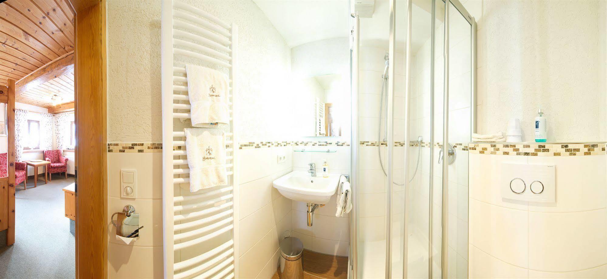 Landhotel Binderhaeusl Garni 인젤 외부 사진